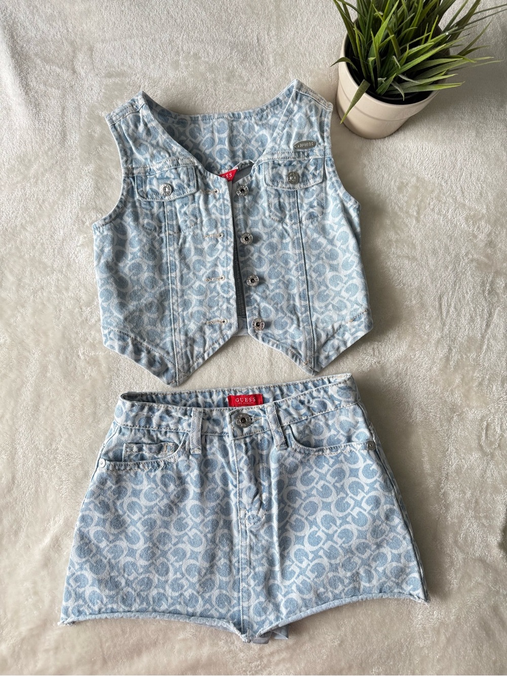 GUESS Light Blue Logo Denim Vest & Shorts Set for girls